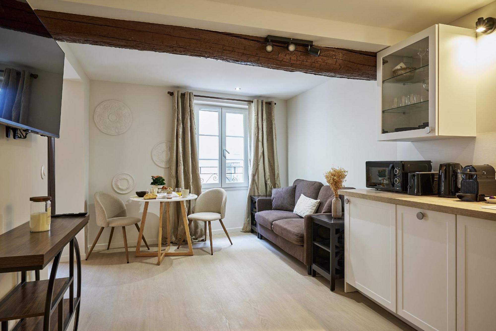 Old Town By Botanica * Cannes